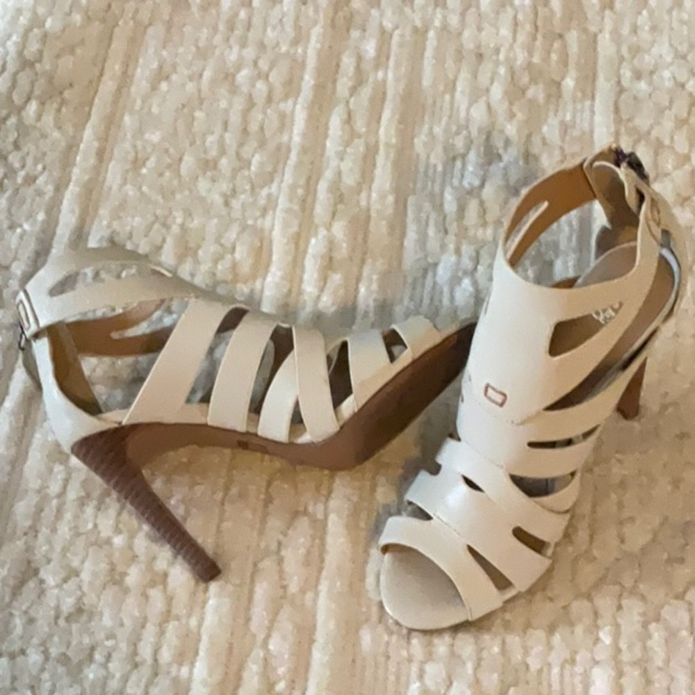 Open toe summer booties
